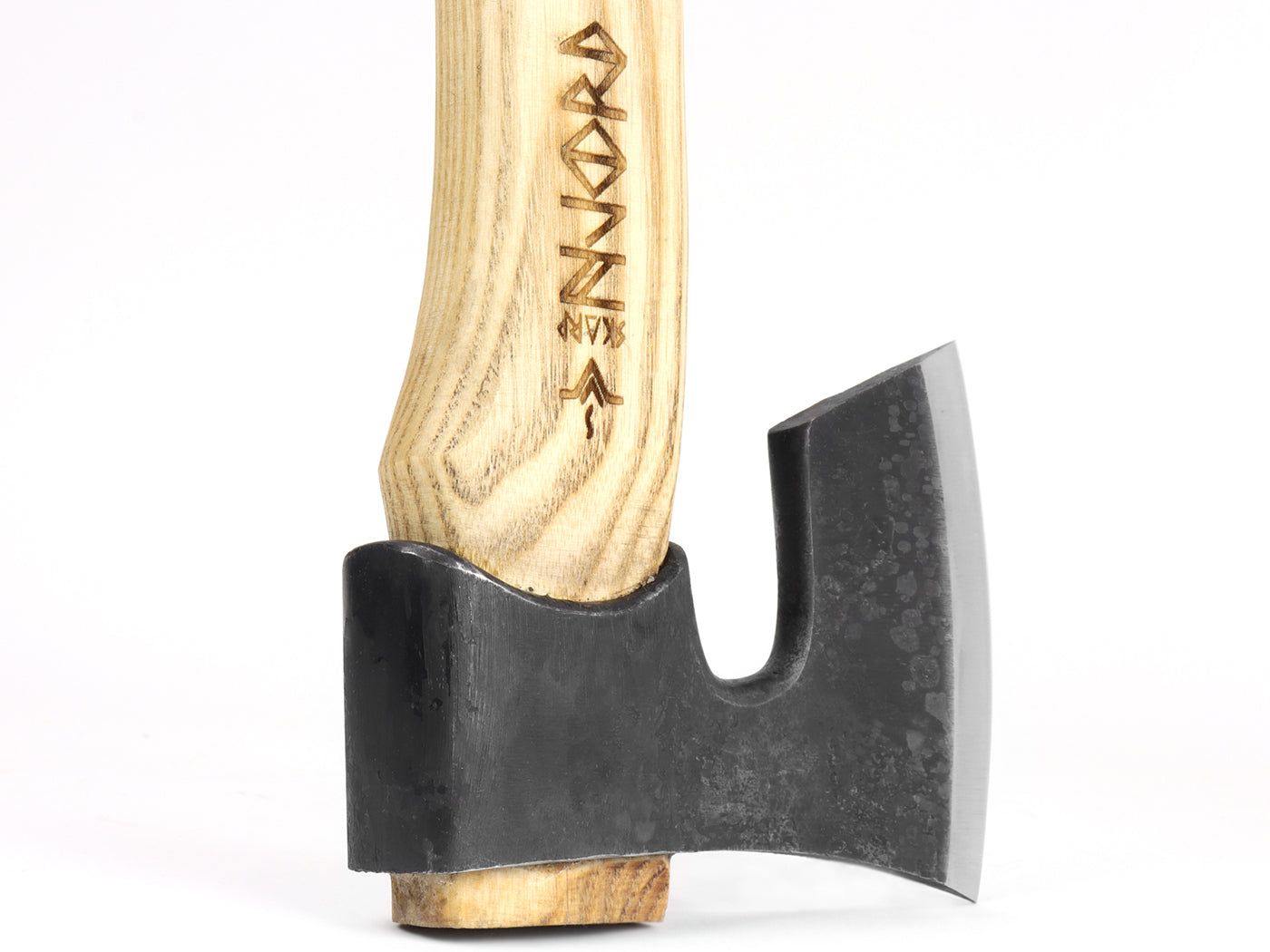 Njord Skarp Carving Forged Medium