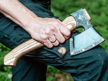 Njord Skarp Carving Forged Medium