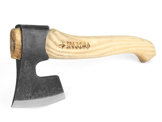 Njord Skarp Carving Gesmeed Medium